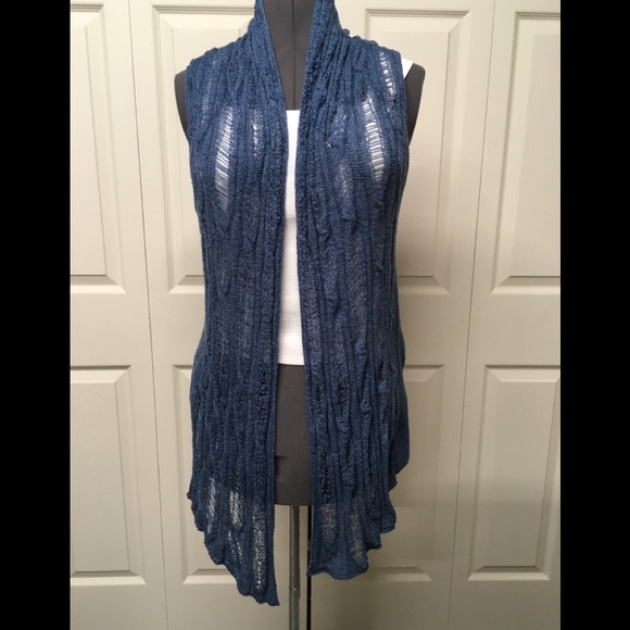 Light indigo, long vest. - Picture 1 of 5